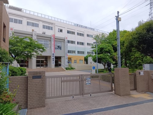 足立区立第九中学校