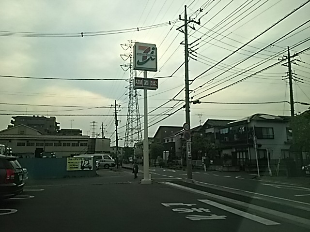 セブン−イレブンさいたま曲本3丁目店