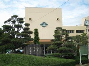  甲府市立北西中学校