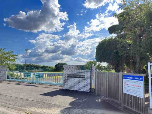 久保泉小学校