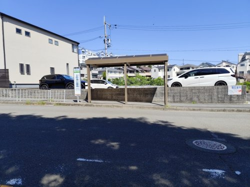 バス停「上の池公園南」