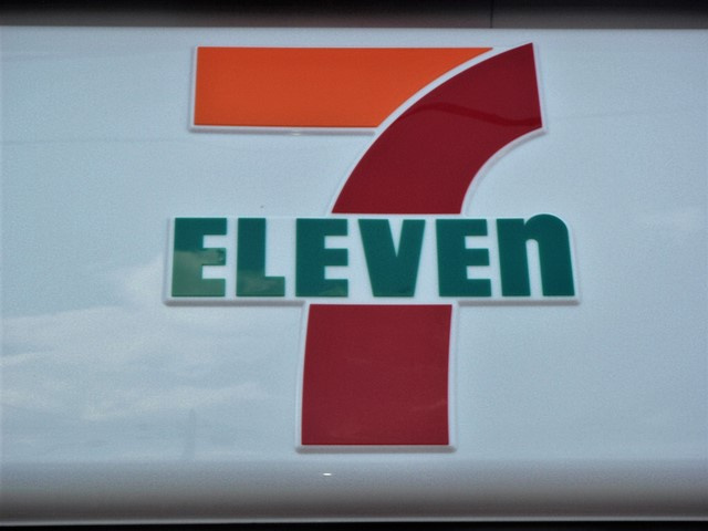 セブンイレブン 浦和元町中央店