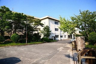 四日市市立常磐中学校