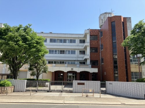 香流中学校