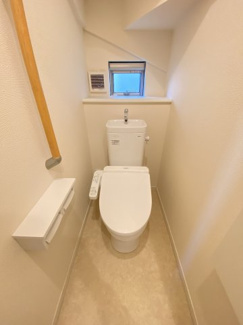 1階2階にそれぞれございます。