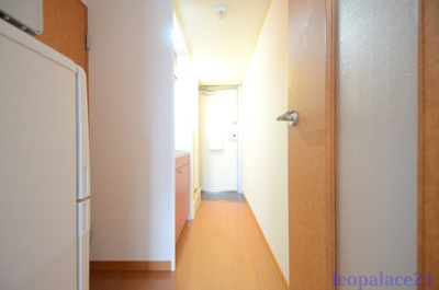 毎日通る玄関はこちらです