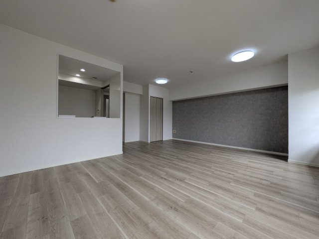 20帖以上の広いLDKと5階からの眺望は、日々の暮らしにゆとりを与えてくれます。