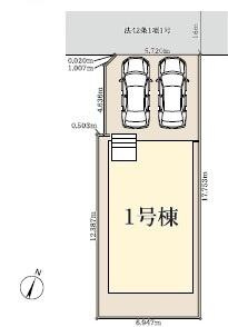 駐車スペースが2台分確保されているため車を複数所有されている方にも便利です。敷地の形状がすっきりとしており住宅の配置もわかりやすいです。玄関へのアプローチが短く移動もスムーズです。