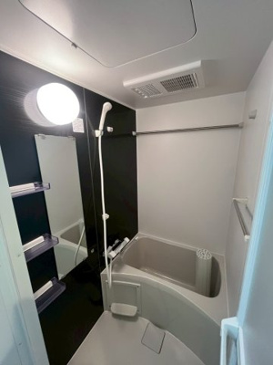 落ち着いた空間のお風呂です