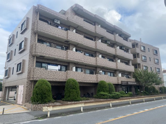 JR三郷駅徒歩約13分！総戸数32戸のおだやかな物件です。