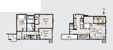 前面道路は幅があり車の出し入れがしやすい環境です。周辺には建物が整然と並びすっきりとした街並みが広がっています。道路沿いには車の駐車スペースも確保されています。