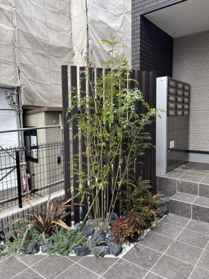 毎日通るエントランスはこのようになっています