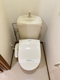 清潔感のあるトイレです
