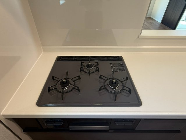 ３口コンロは料理を同時進行できるのでいいですね！