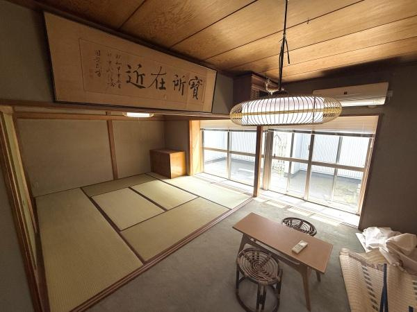 落ち着いた和室です。