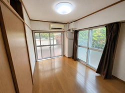 2面採光の陽当たり良好なお部屋です