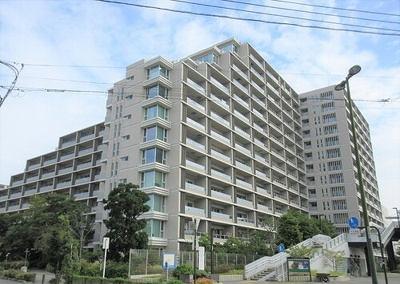 建物外観　※2022年10月撮影