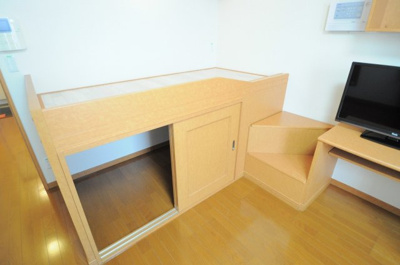 明るい色調の室内です