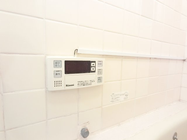 追い焚き付きでいつも温かいお風呂に浸かれます