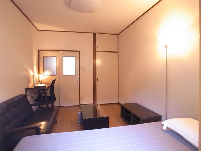 一人暮らしにぴったりなサイズです。（別部屋）