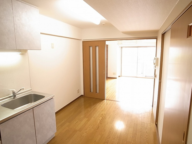 明るい室内です