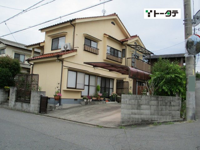 日当たりの良い角住戸となります。