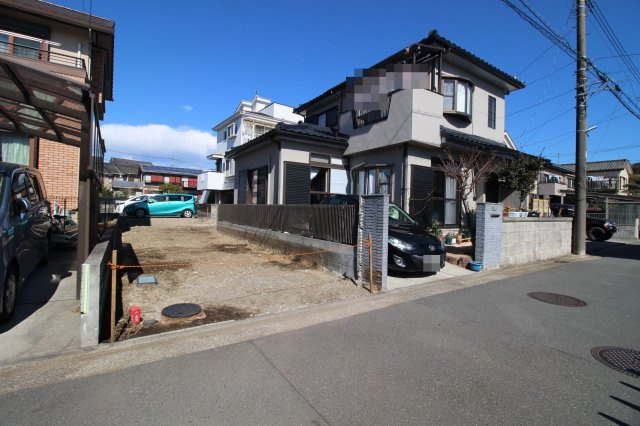 Vergarden舟倉1丁目新築戸建 駅まで徒歩圏 3駅2路線利用可 平坦地 南東道路 敷地面積42坪超 通路部分幅3 9m 南東向き リビング広々 7帖 大型l字バルコニー パントリー 全居室収納 リビング天井高2 7m アイランド風キッチン 食洗機 浴室乾燥機 カウンタースペース カー