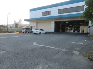 【駐車場】