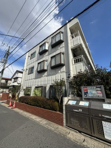 南向きで日当たり・通風良好♪閑静な住宅街でのんびりと過ごせます♪