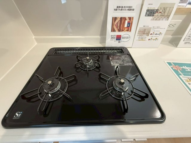 ３口コンロは料理を同時進行できるのでいいですね！