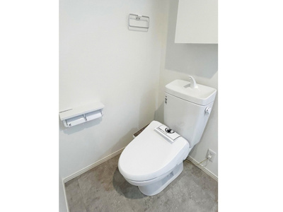 明るい色調の室内です