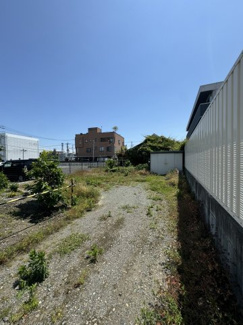 車の出入りもらくに可能です♪
