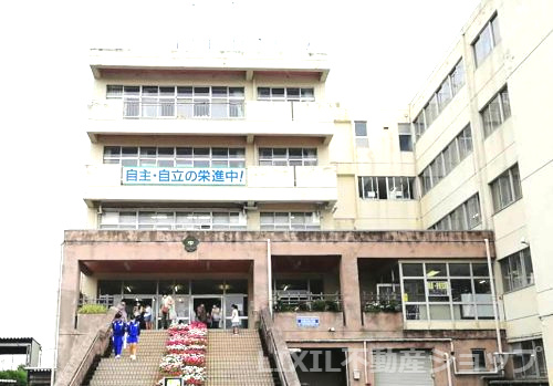越谷市立栄進中学校