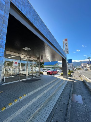 八十二長野銀行伊那支店