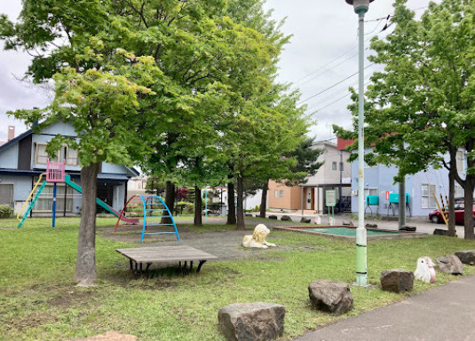 稲穂こうらく公園