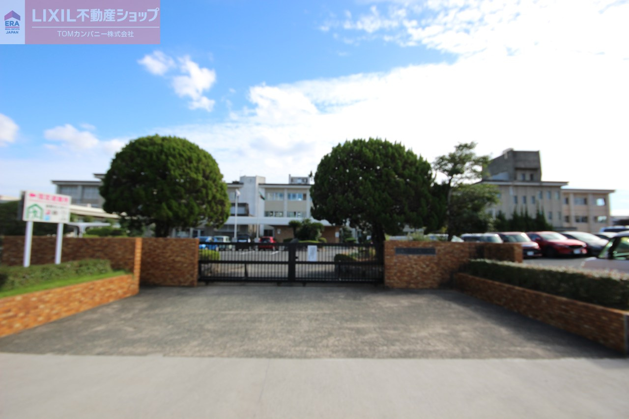 上峰中学校