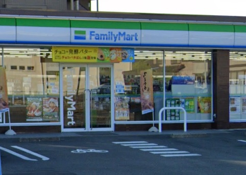 ファミリーマート 稲沢大里店