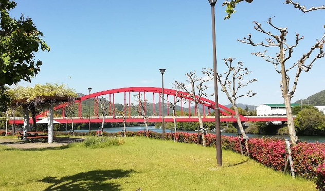 101号川辺湖岸緑地