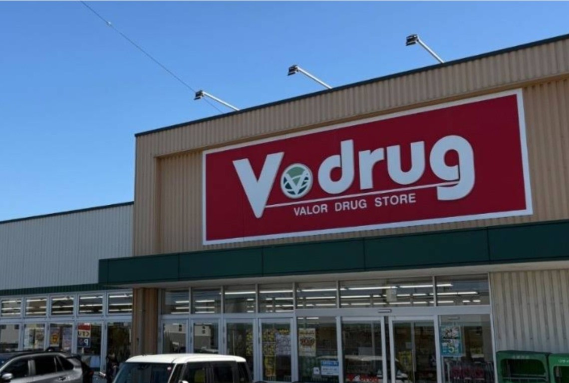 V・drug 上地店