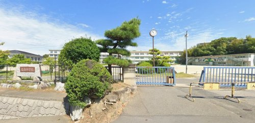 竜海中学校