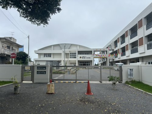 那覇市立高良小学校