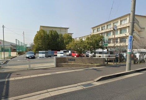 岩倉中学校