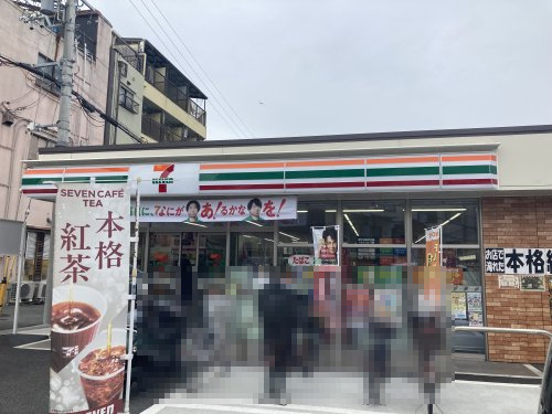 セブンイレブン 寝屋川香里本通町店
