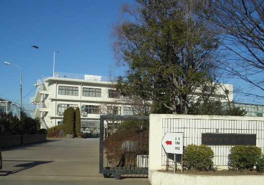 鴻巣市立吹上中学校