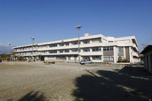 中央市立田富中学校