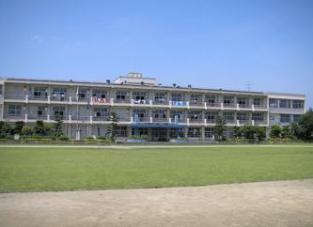  甲斐市立竜王南小学校