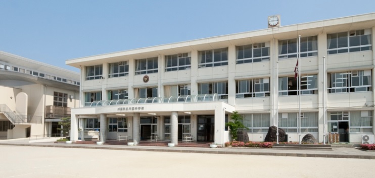 川辺中学校