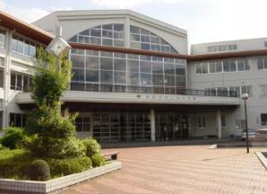 甲府市立上条中学校
