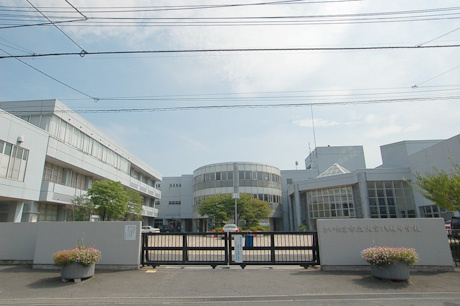 大宮八幡中学校