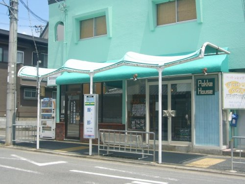 バス停「服部」